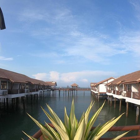 Tokido Private Water Chalet Pd Port Dickson Exterior photo